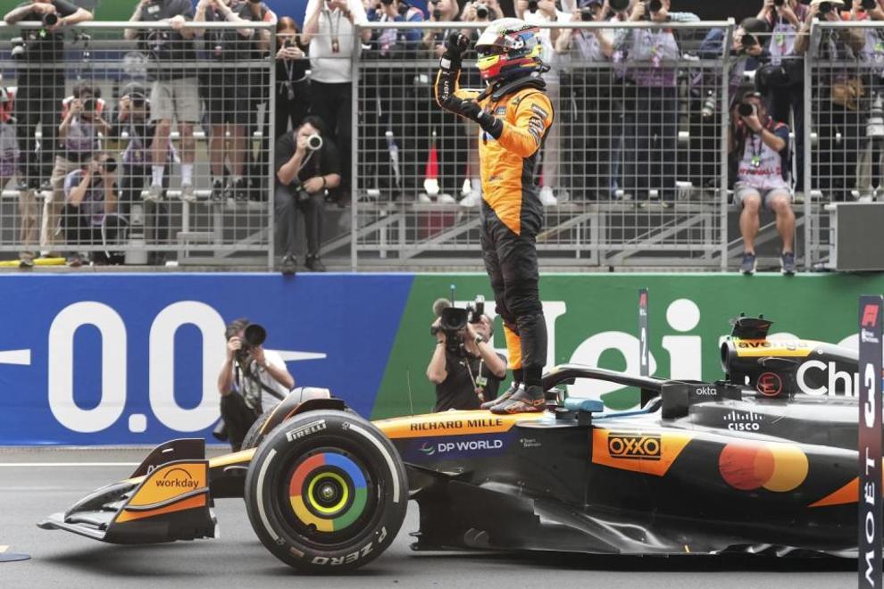 梅赛德斯逆转威廉姆斯，皮亚斯特里扛起全队